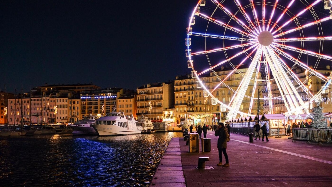 🚖 Pourquoi Réserver un Chauffeur Privé pour Vos Sorties Nocturnes à Marseille ?